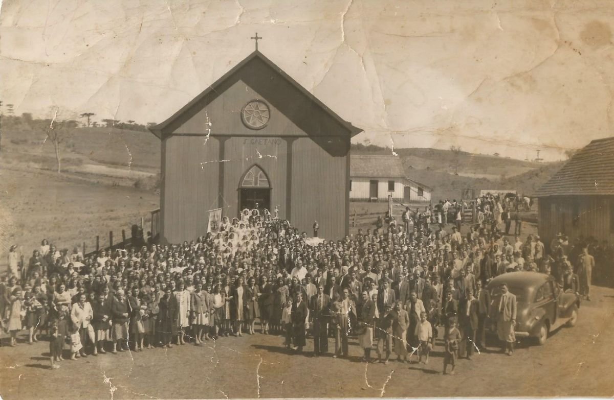 A capela de São Caetano em torno de sua gente 03